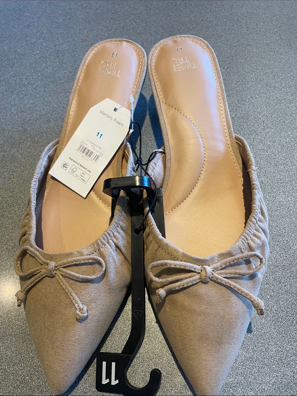 Time and Tru Beige suede kitten heels SZ.11 NWT